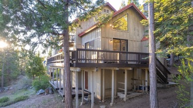 Looking for a cabin that has it all? Escape to this three story - photo 7