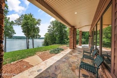Experience luxury lakefront living in this exceptional 5-bedroom - photo 9