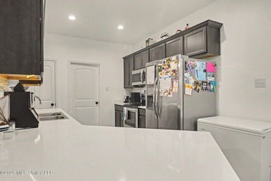 Pride of ownership shows in this move in ready home seller's - photo 9