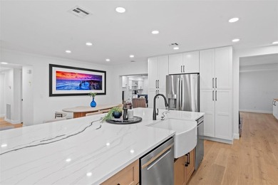 Welcome to 480 W. Davis Boulevard, where timeless Davis Islands - photo 12