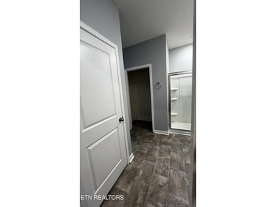 Seller Motivated! Nearly New Smart Home with 7 year structural - photo 18