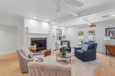 Welcome to 480 W. Davis Boulevard, where timeless Davis Islands - photo 27