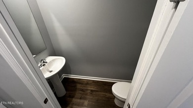 Seller Motivated! Nearly New Smart Home with 7 year structural - photo 33