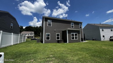 Seller Motivated! Nearly New Smart Home with 7 year structural - photo 42