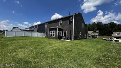 Seller Motivated! Nearly New Smart Home with 7 year structural - photo 43