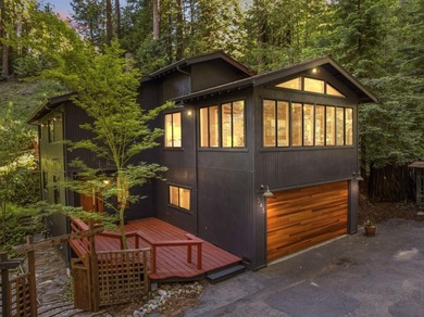 Stunning home on over an acre in one of the most convenient - photo 2