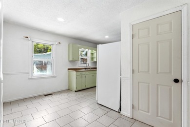 Welcome to 513 Smokey Drive in Loudon, TN! This charming - photo 11