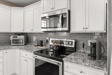Welcome to 1201 Rosabella Lane-an exceptional Craftsman-style - photo 15
