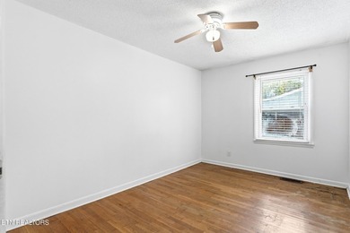 Welcome to 513 Smokey Drive in Loudon, TN! This charming - photo 19