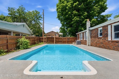 Welcome to 513 Smokey Drive in Loudon, TN! This charming - photo 26