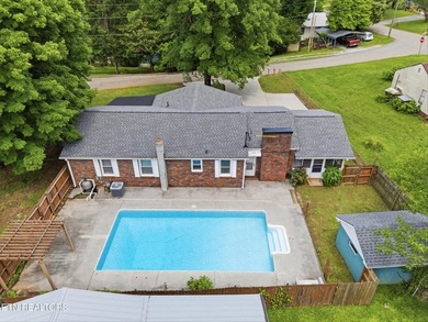 Welcome to 513 Smokey Drive in Loudon, TN! This charming - photo 29