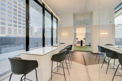 Ce rare condo d'angle de 2 chambres, oriente sud-ouest, vous - photo 47