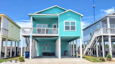 Coastal Getaway on Stilts - Ideal for Fun, Fishing & Family Time - photo 2