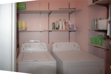 INVESTORS!!!!REDUCED!!!!!! PRICED TO SELL!!!!This beautifully - photo 17