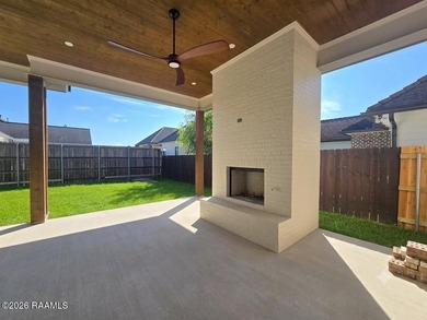 Experience the perfect blend of style, space, and functionality - photo 17