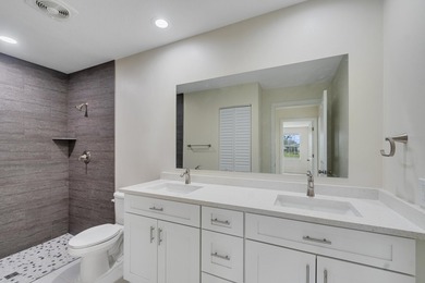 THE HOME YOU'VE BEEN LOOKING FOR!! This beautifully updated - photo 7