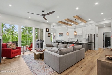 Luxury Meets Nature at 428 Ingoti Lane Nestled among mature - photo 3