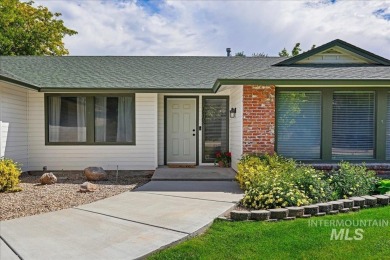 Lake Home Sale Pending in Caldwell, Idaho