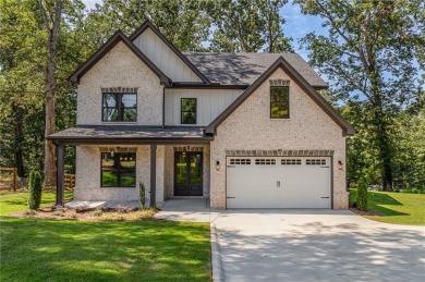 Lake Lanier Home For Sale in Buford Georgia