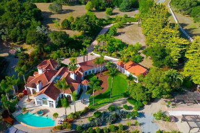 There are properties that offer land, and then there are rare - photo 1