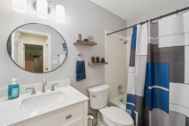Beautifully renovated and move-in ready, this stunning 2-bedroom - photo 15