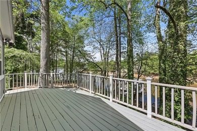 Unbeatable value on Lake Lanier! One of the very few true - photo 17