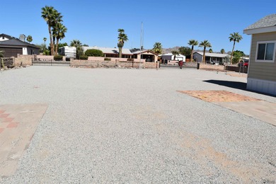 Gorgeous 2017 Schult Park Model with LOFT on a double lot with