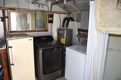 Gorgeous 2017 Schult Park Model with LOFT on a double lot with