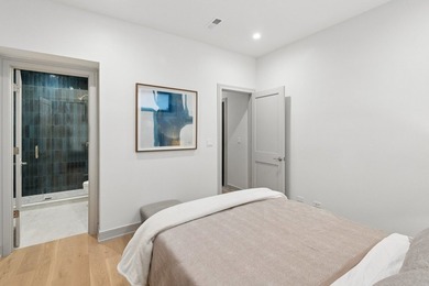 Welcome to this exceptional 4-bedroom, 3.1-bath duplex residence - photo 29