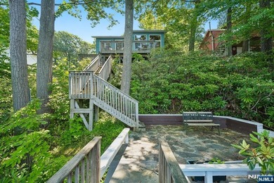 Wake up to the beauty of Highland Lakes in this move-in ready - photo 29