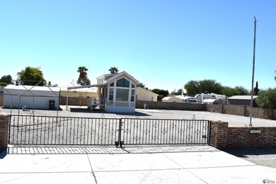 Gorgeous 2017 Schult Park Model with LOFT on a double lot with