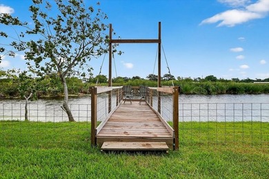 Charming 3-Bed, 2-Bath Home on Serene Pond in Rockport, Texas - photo 3