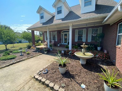 Gorgeous large and spacious home in town for sale located right - photo 5