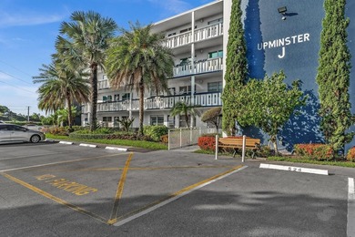 Discover comfortable living in this thoughtfully appointed - photo 1