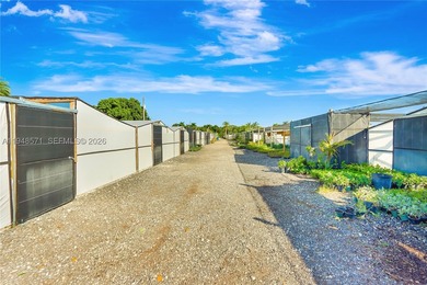 Rare turnkey income producing estate in The Redlands offering a - photo 9