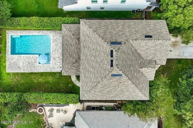 Ideally situated on a dead end street, east of A1A in the heart - photo 2