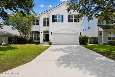 Ideally situated on a dead end street, east of A1A in the heart - photo 4