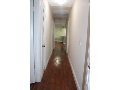 LOCATION,LOCATION,LOCATION OF Sweet Home! Freshly Painted, Long - photo 7
