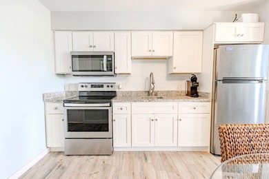 Turnkey Waterfront Condo at Kontiki Beach Resort. Investment - photo 8