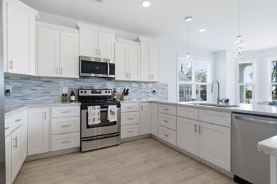 Three-bedroom, two-and-a-half-bathroom, elevated - photo 11
