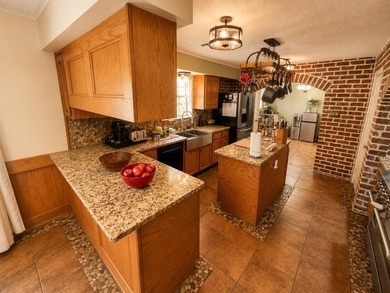 Welcome to The Homeplace, a private lakeside retreat in Hughes - photo 11