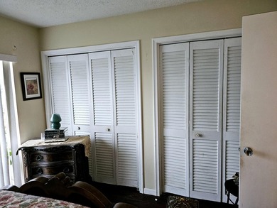 Welcome to easy living! This charming downstairs one-bedroom - photo 12
