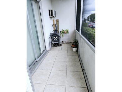 Welcome to easy living! This charming downstairs one-bedroom - photo 13