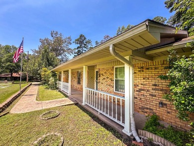 Welcome to The Homeplace, a private lakeside retreat in Hughes - photo 27