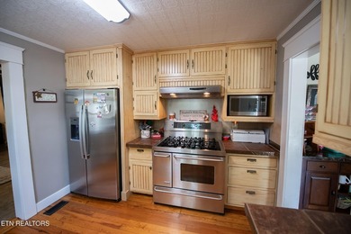 Welcome to this stunning, historical home where charm and - photo 10