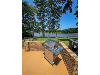 Welcome to The Homeplace, a private lakeside retreat in Hughes - photo 32