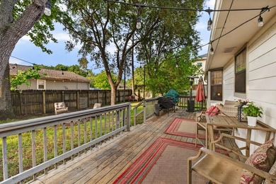 Don't miss this beautifully updated Smart Home with Florida - photo 35