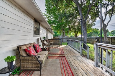 Don't miss this beautifully updated Smart Home with Florida - photo 42