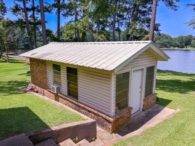 Welcome to The Homeplace, a private lakeside retreat in Hughes - photo 42