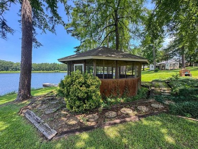 Welcome to The Homeplace, a private lakeside retreat in Hughes - photo 46